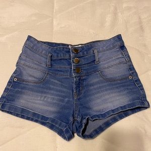 No Boundaries Shorts Size 7